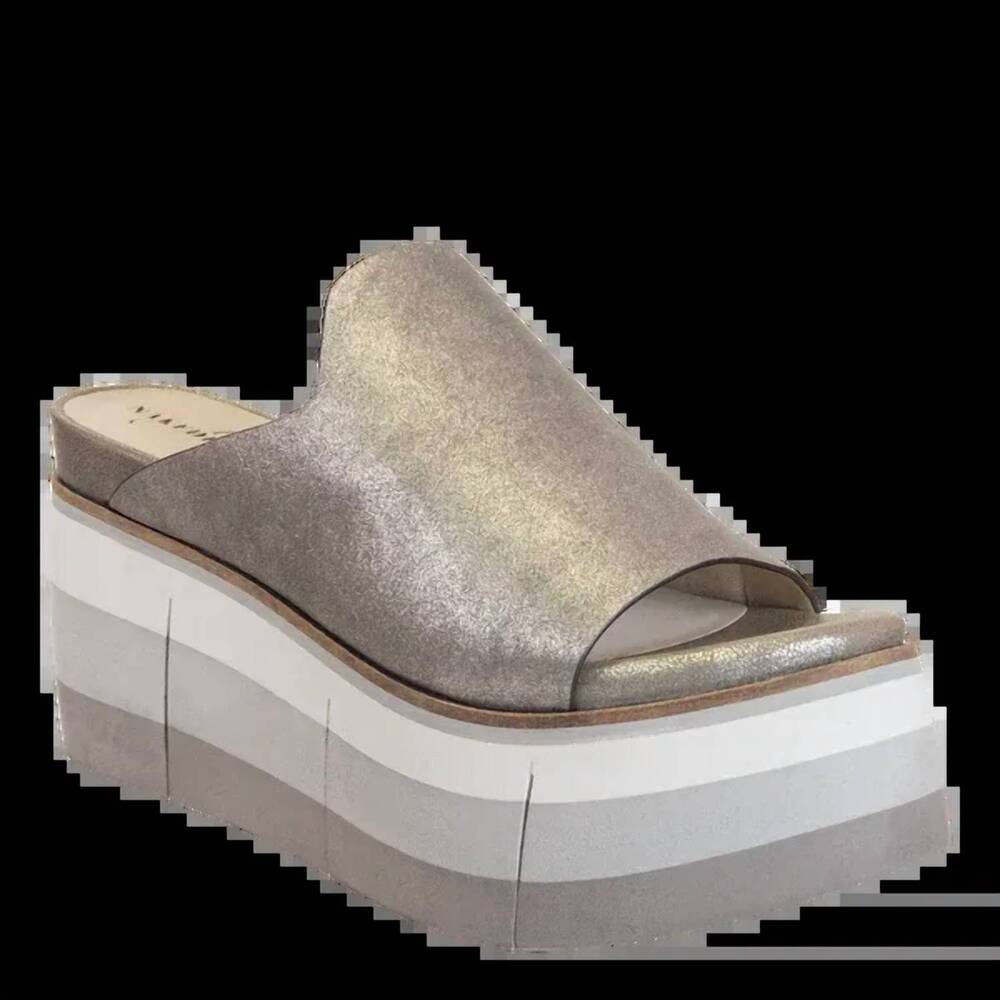 NEW NAKED FEET women's flow sandal in silver